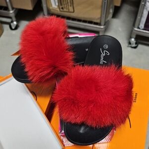 Nwt Women's Red Plush Slippers